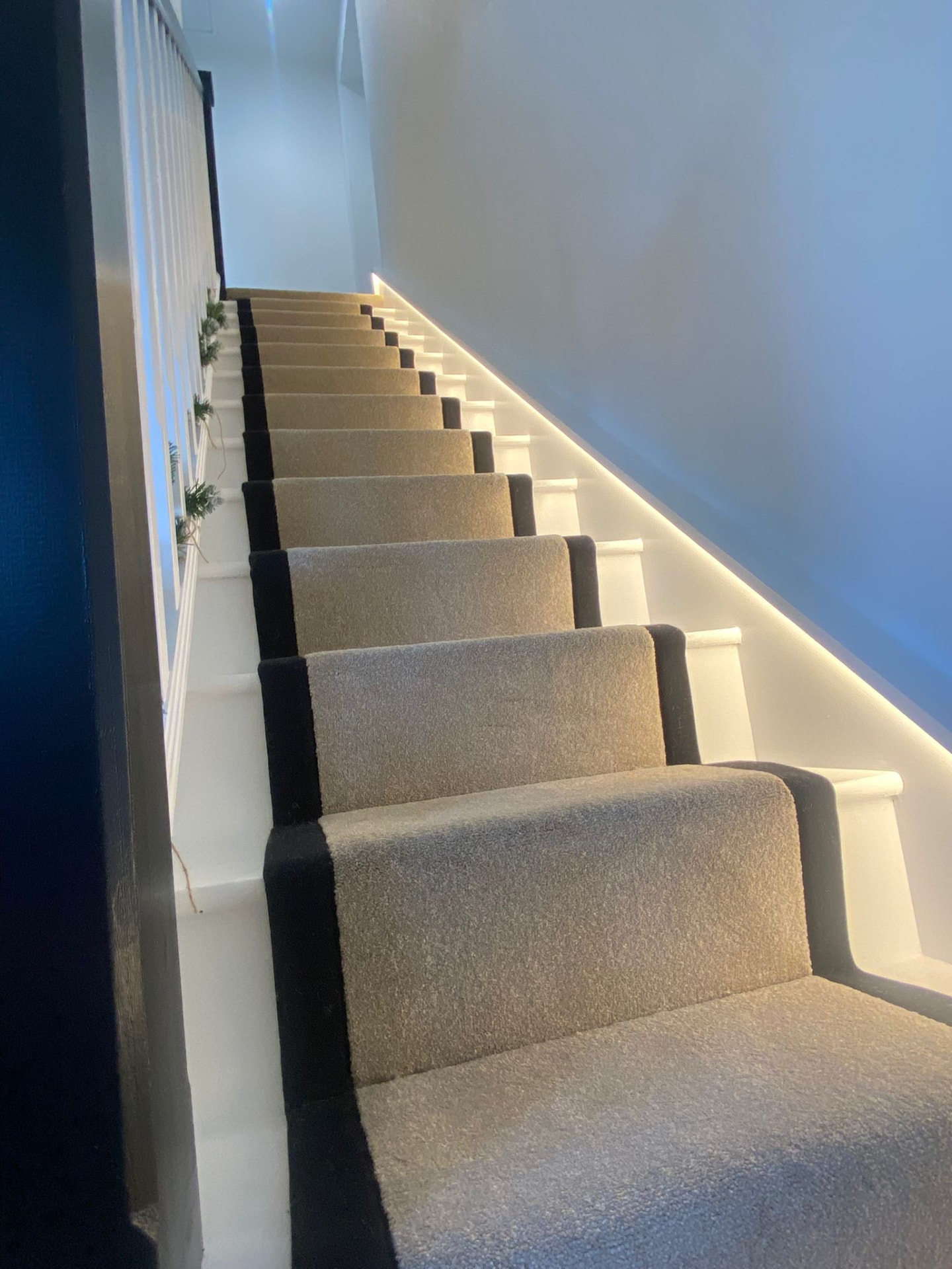 Stair tread lighting