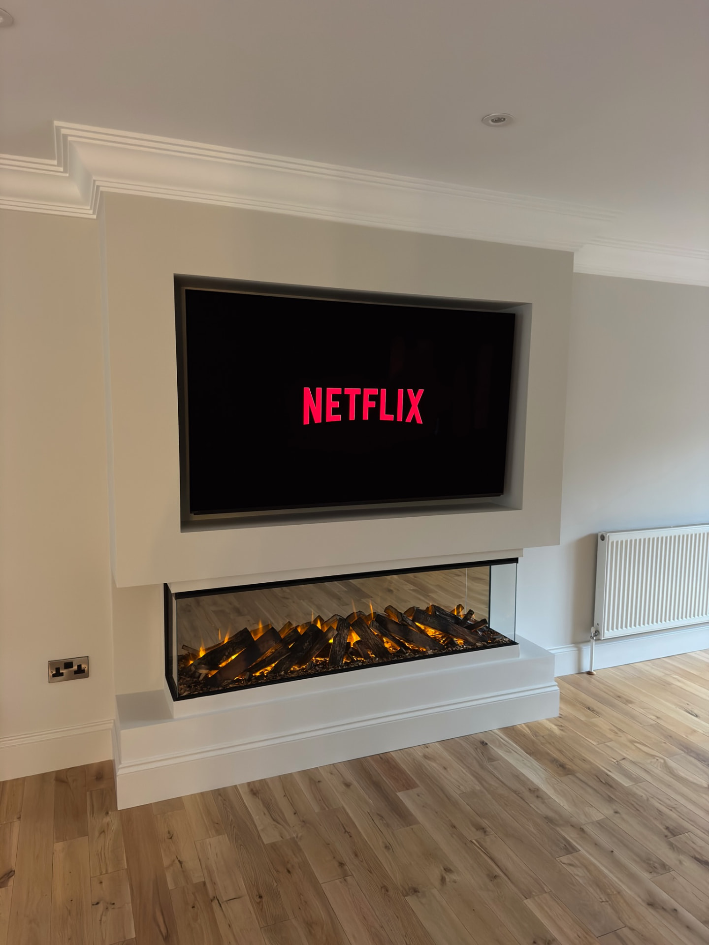 Lounge fireplace feature